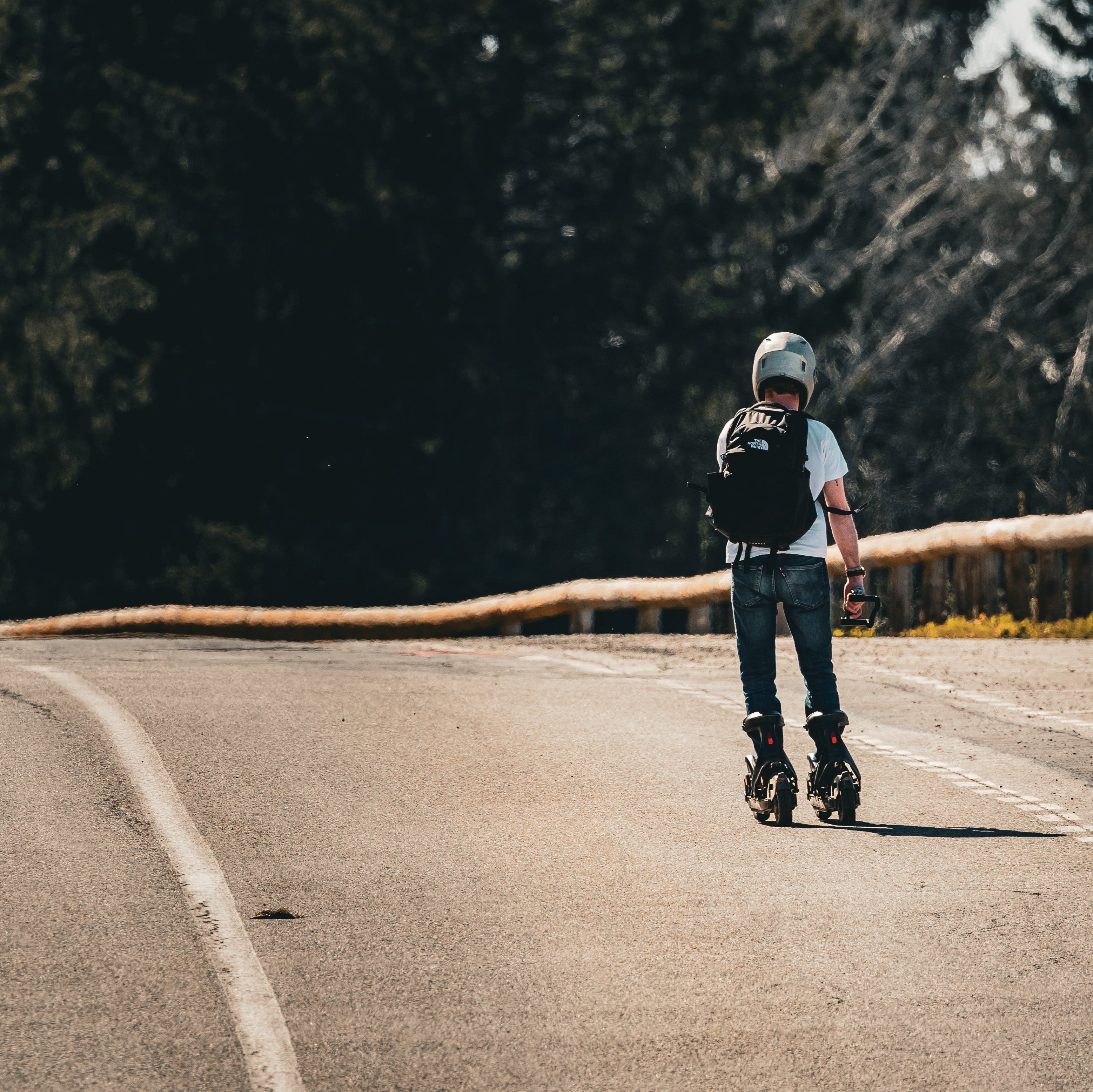 Skwheel One – The urban and all-terrain electric ski